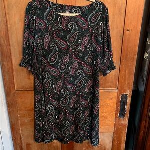 Tommy Hilfiger dress w/ 3/4 sleeves. EUC. Sz 16. Paisley Dk green/Burg/White